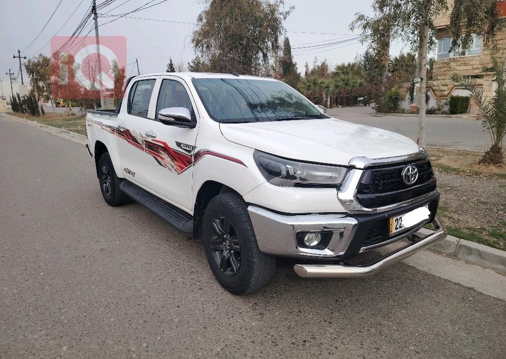 تۆیۆتا هایلۆکس